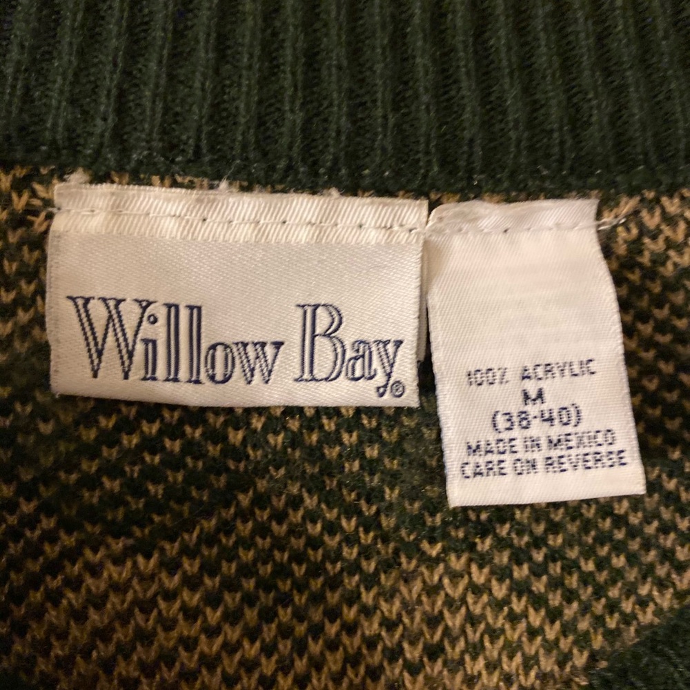 Green sweater - Picture 2 of 2